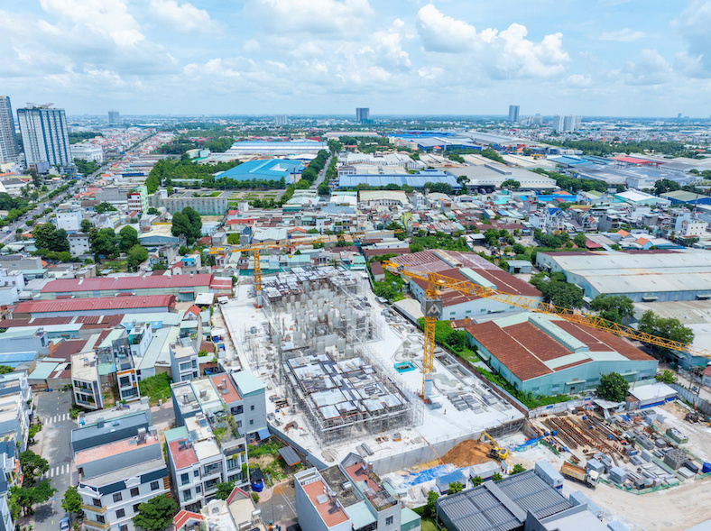 Tháng 7/2025, tháp AVIS của TT AVIO đã hoàn thành hai tầng hầm và đang thi công tầng 1.