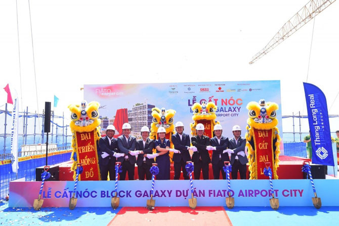 Ngày 3/8, Block Galaxy tại FIATO AIRPORT CITY đã chính thức cất nóc, khẳng định tiến độ vượt trội