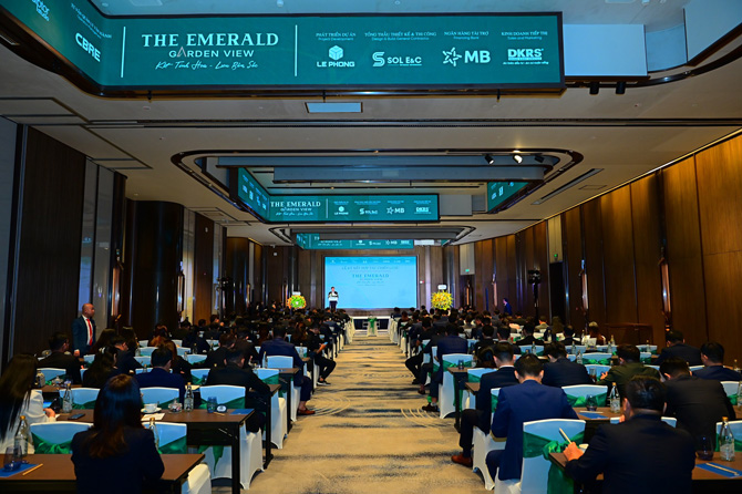 Quang cảnh Lễ ký kết hợp tác chiến lược dự án The Emerald Garden View tại TP. HCM sáng 29/9.